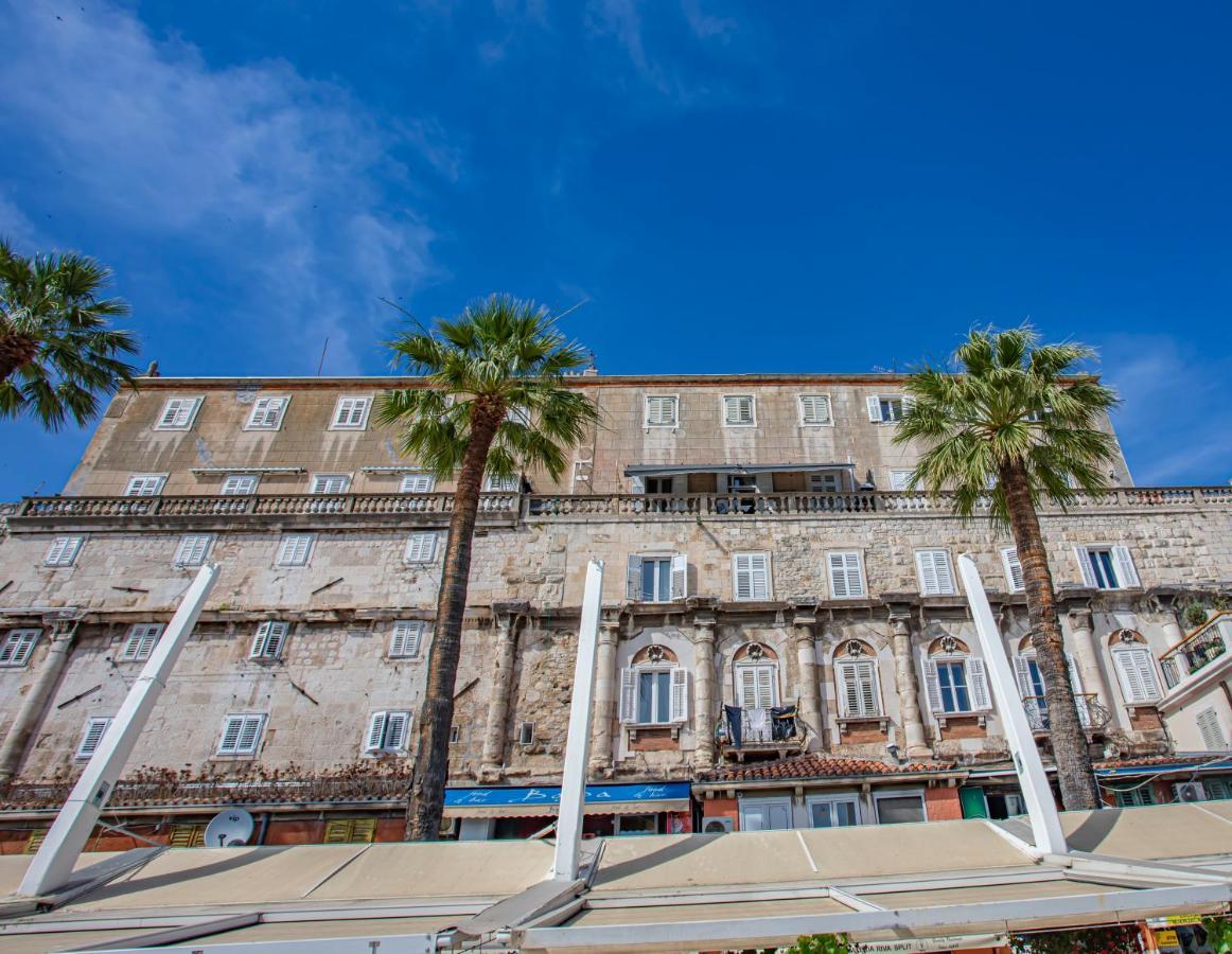 Riva - The Heart Of Palace Apartment Split Exterior photo